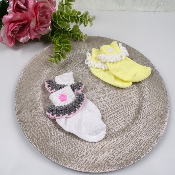 Set of 2 - Handmade Crochet Baby Girl Socks Yellow - Picture 1 of 5